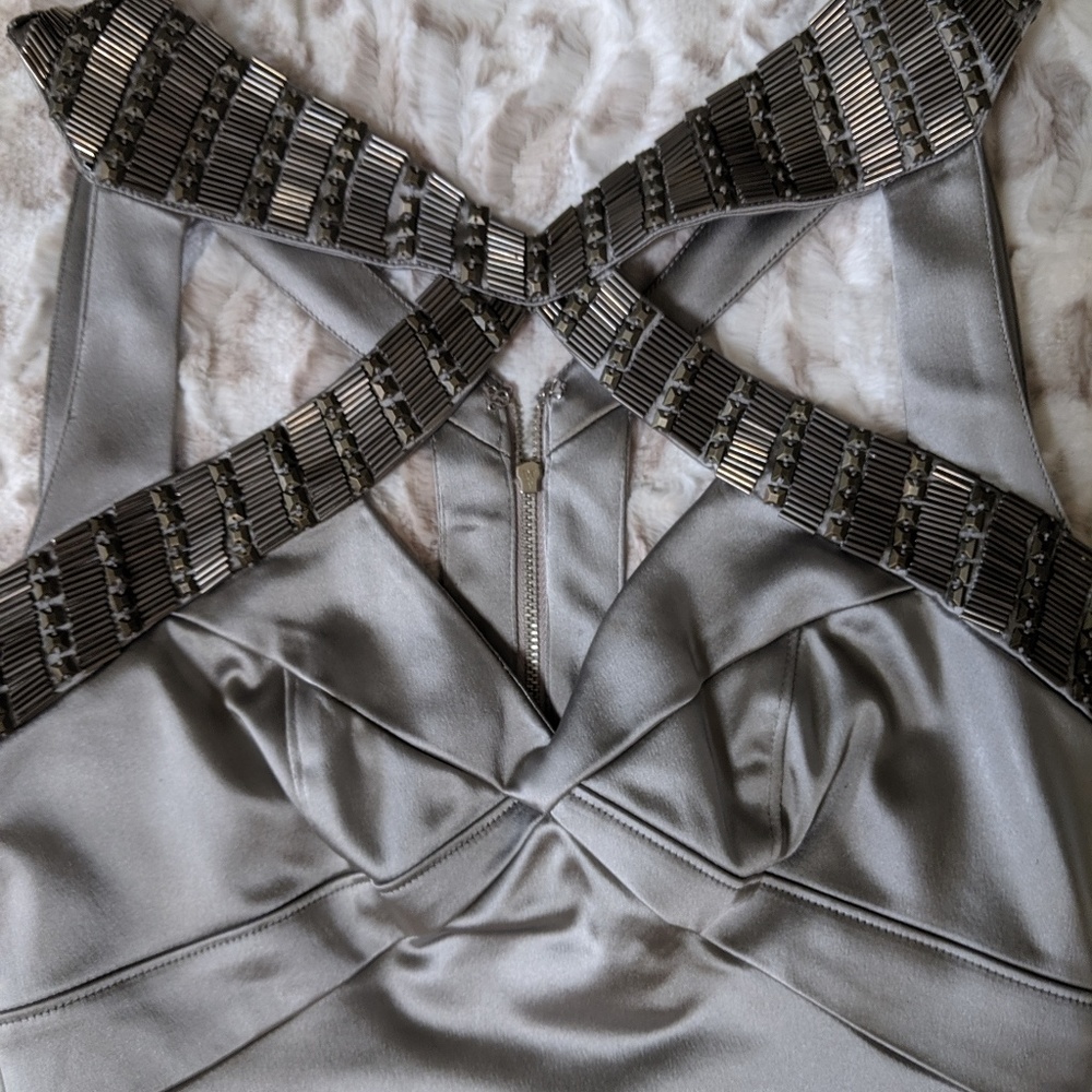 Bebe Dress - Picture 3 of 4